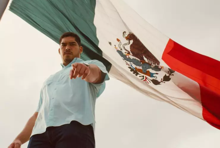 isaac alarcon firma con san francisco.jpg