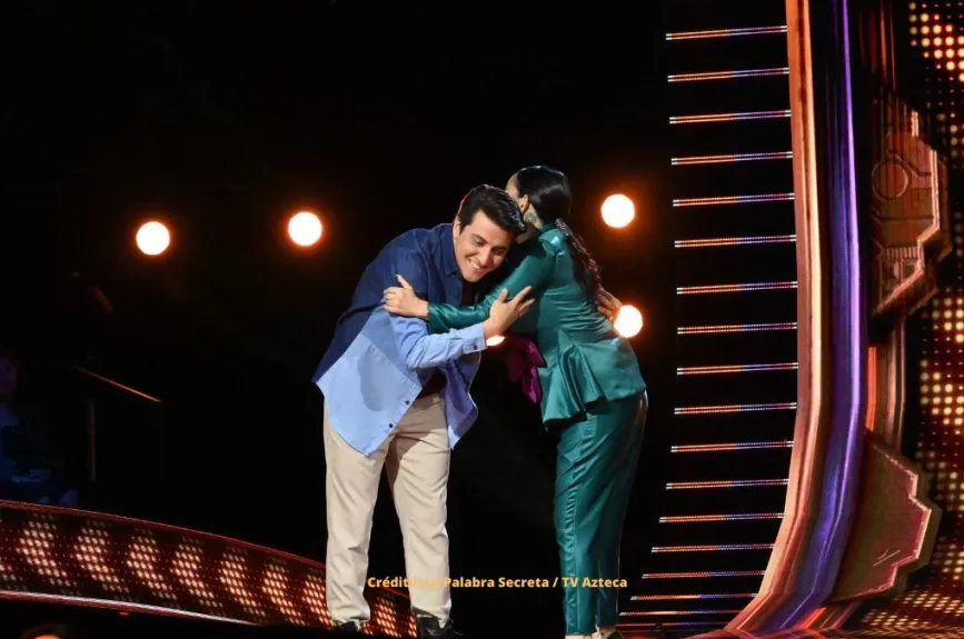 21 Lolita felicitó a Andrés por seguir en la competencia.jpg