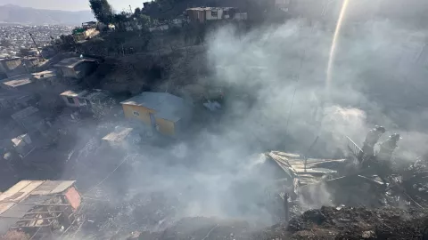 Incendio en colonia Matamoros en Tijuana hoy sábado 18 de enero de 2025
