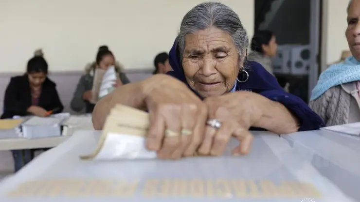 Por Covid-19, INE distribuirá más boletas para evitar aglomeraciones en jornada electoral de 2021.
