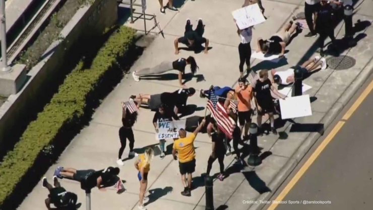 deportistas manifestacion gym.jpg