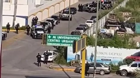 Balacera e incendio en departamentos de Alameda, en el sector Tres Ríos en Culiacán