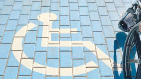 ¡Se va a la cárcel! Directora cae por presunta discriminación a alumnos con discapacidad