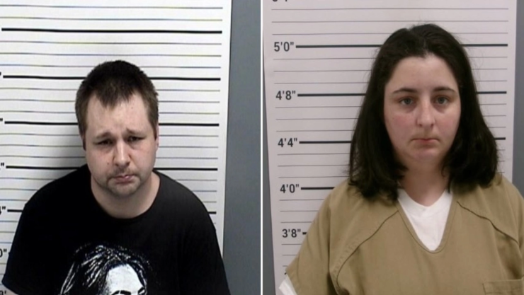 Padre-abusó-de-su-hija-de-2-años-en-St.-Charles_-policía-descubre-videos-y-ambos-son-arrestados.webp