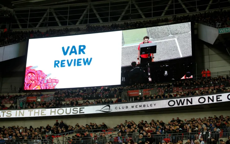 VAR