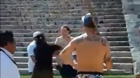 Golpean a turista en Chichen Itza.