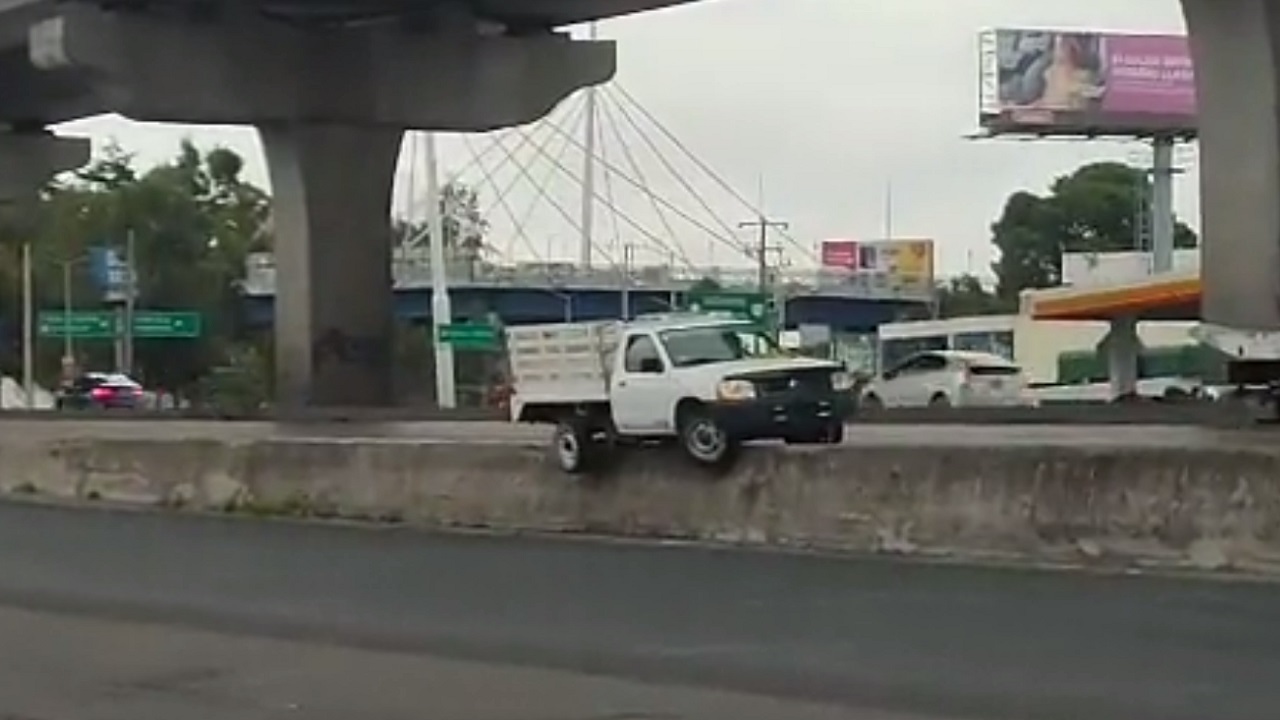 Cinco lesionados tras choque en autopista México-Puebla a la altura de La Virgen