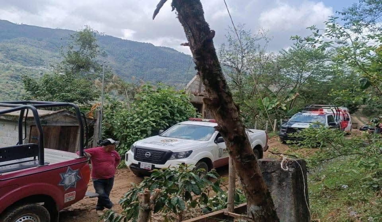Muere hombre por deslizamiento de tierra en Zacatlán; esto se sabe
