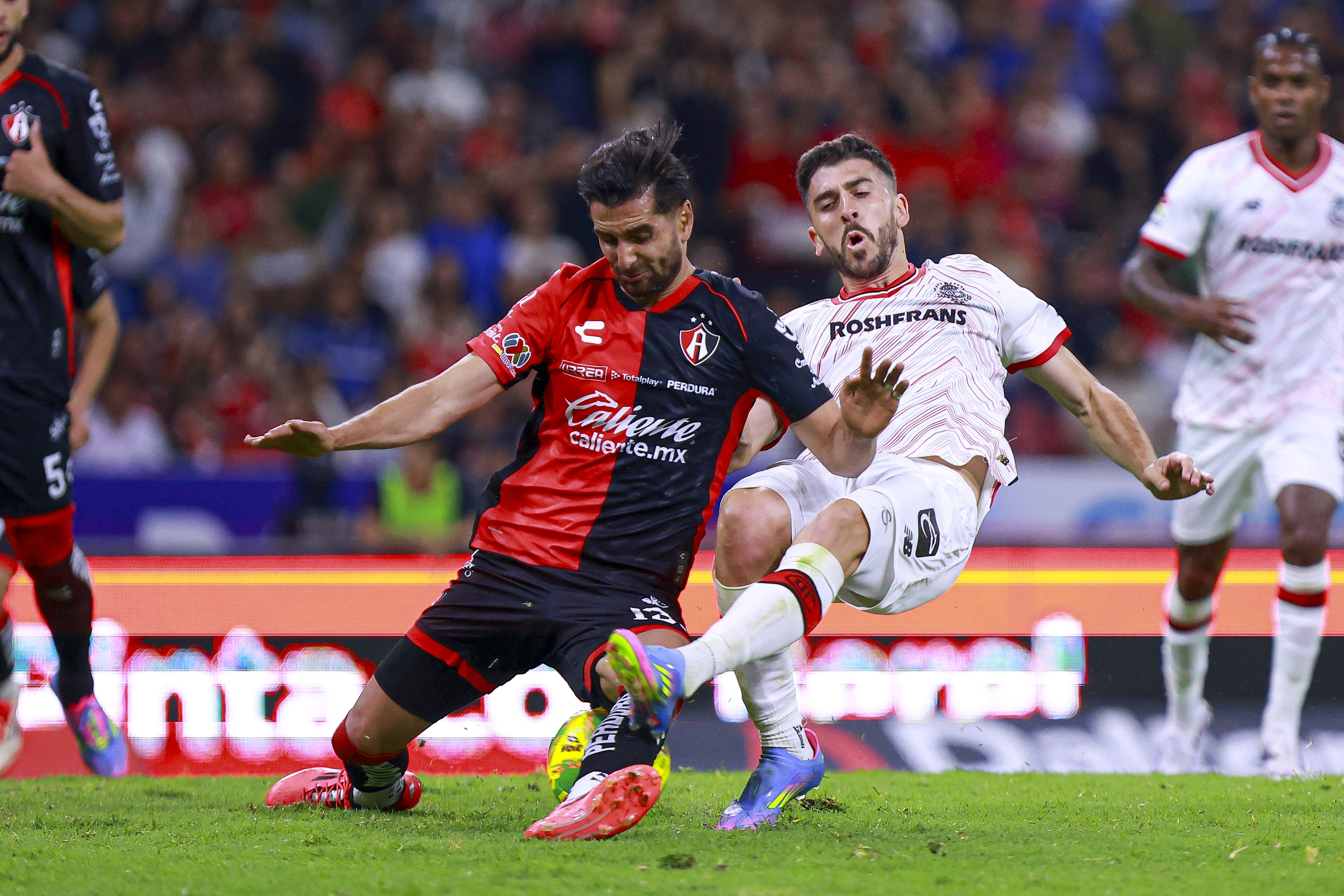 RESULTADO Atlas vs Toluca: 3-2 por Paulinho en la Liga MX 2025 deja en ...