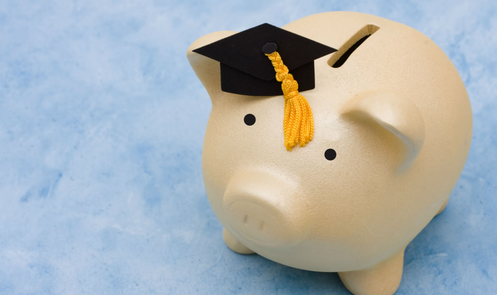 Jalisco confirma becas del 100% en universidades privadas: estos son los beneficiarios