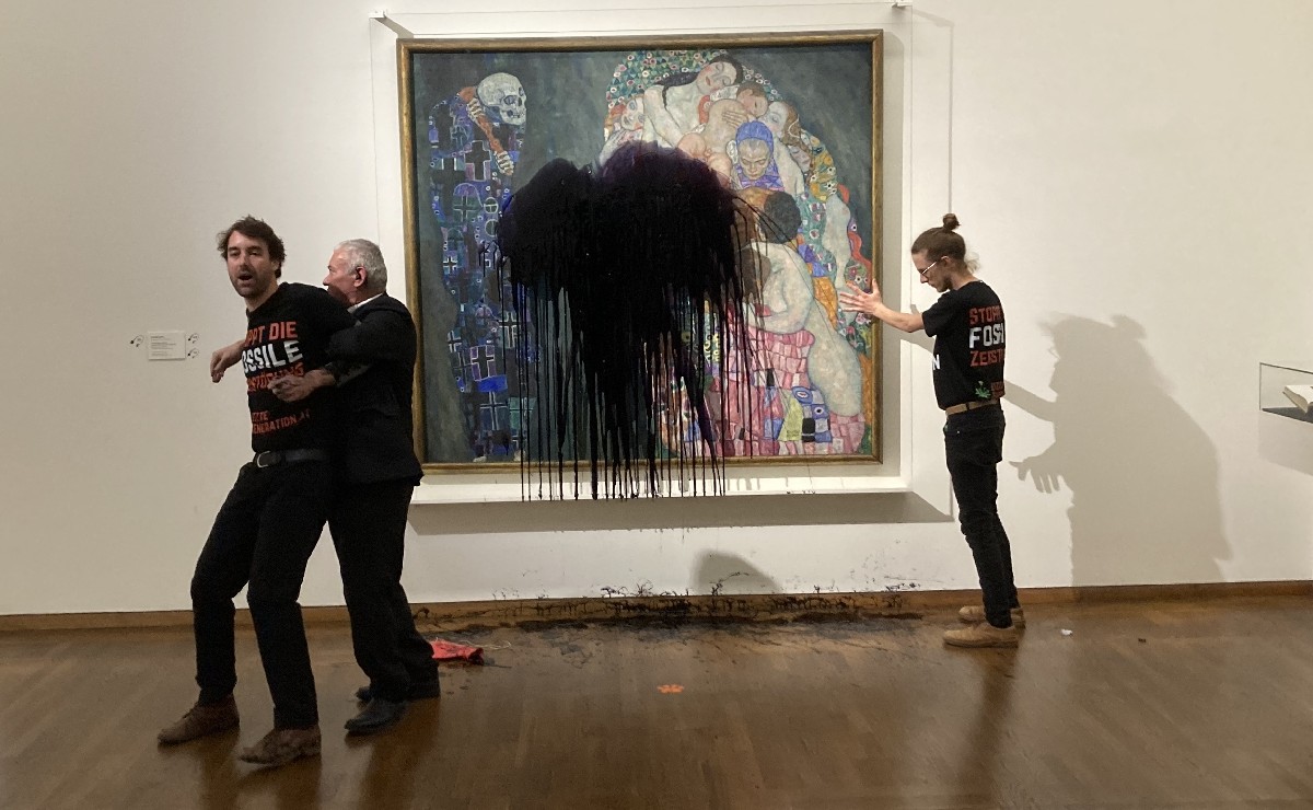 Activitas atacan obra de Gustav Klimt en museo de Viena