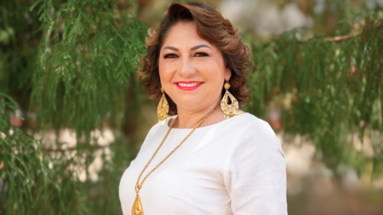 Detienen a la morenista Yolanda Adelaida "N", ex presidenta municipal, por conducir auto robado en Oaxaca