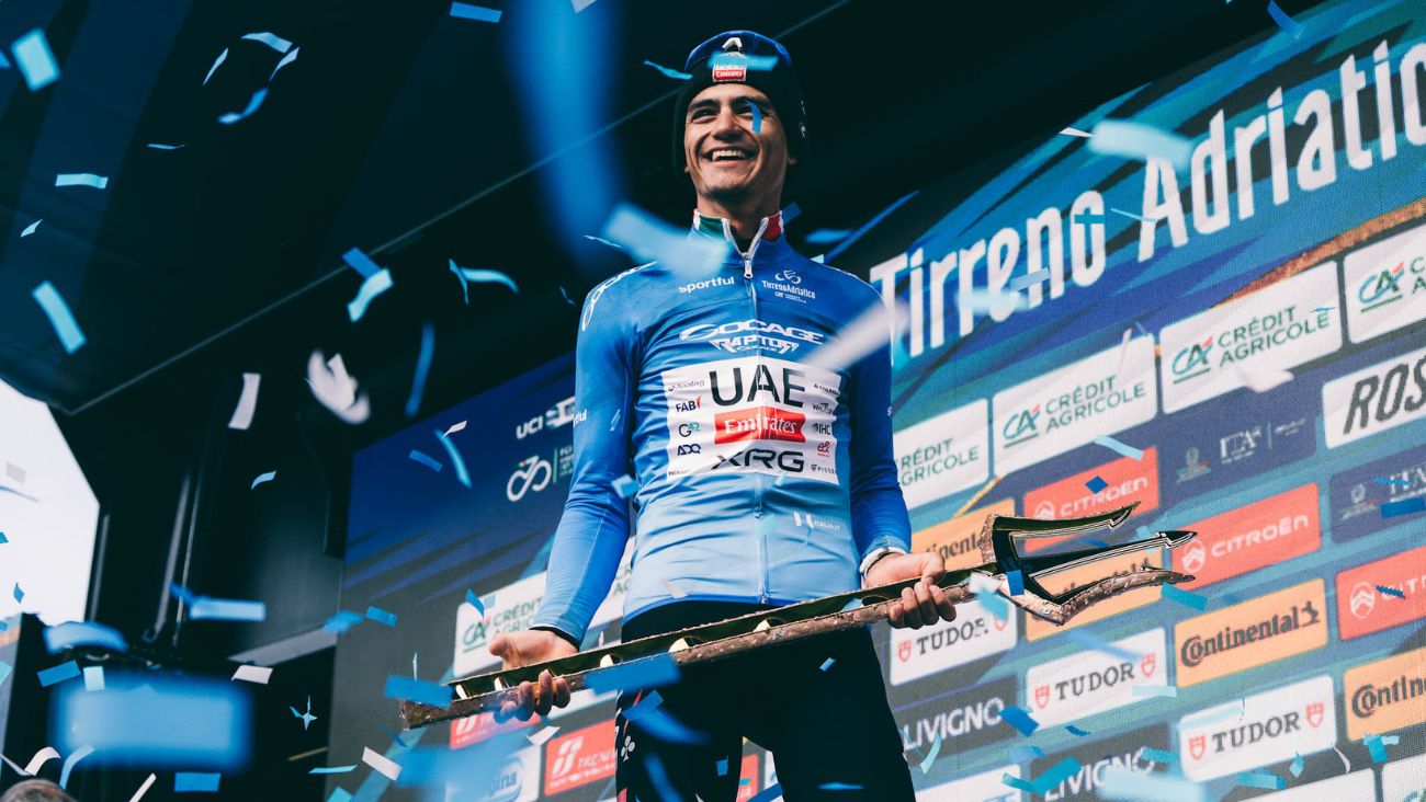 El "Tridente" es mexicano; Isaac del Toro gana la Tirreno-Adriático 2026 y confirma su gran inicio de temporada