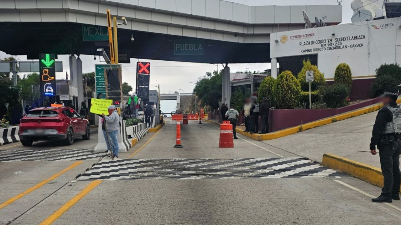 Bloqueo genera tensión en la carretera Cuacnopalan-Oaxaca hoy; así afecta la circulación a Tehuacán