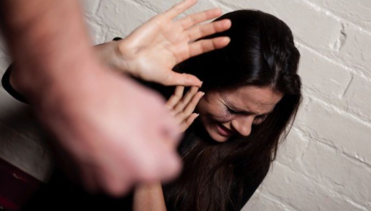 Piden justicia para Victoria, joven que fue agredida en su trabajo