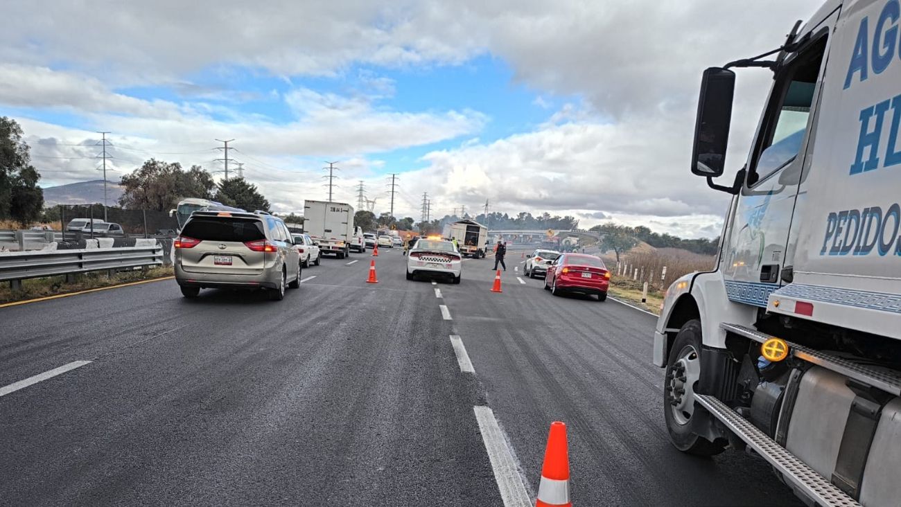 Sin paso: Carreteras y avenidas importantes con bloqueos y accidentes hoy martes