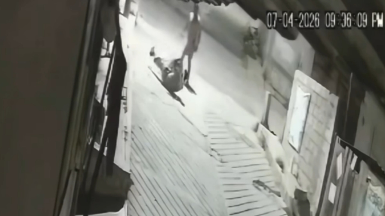 VIDEO: Sujetos apedrean casa de su vecino y lo golpean con un tabique en la cabeza en Hidalgo