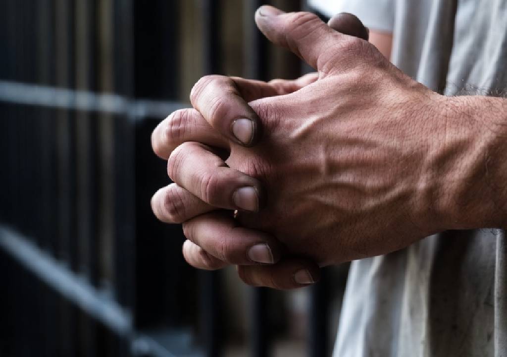 Hombre es sentenciado a 52 años de prisión por abusar de su hija en Kanasín
