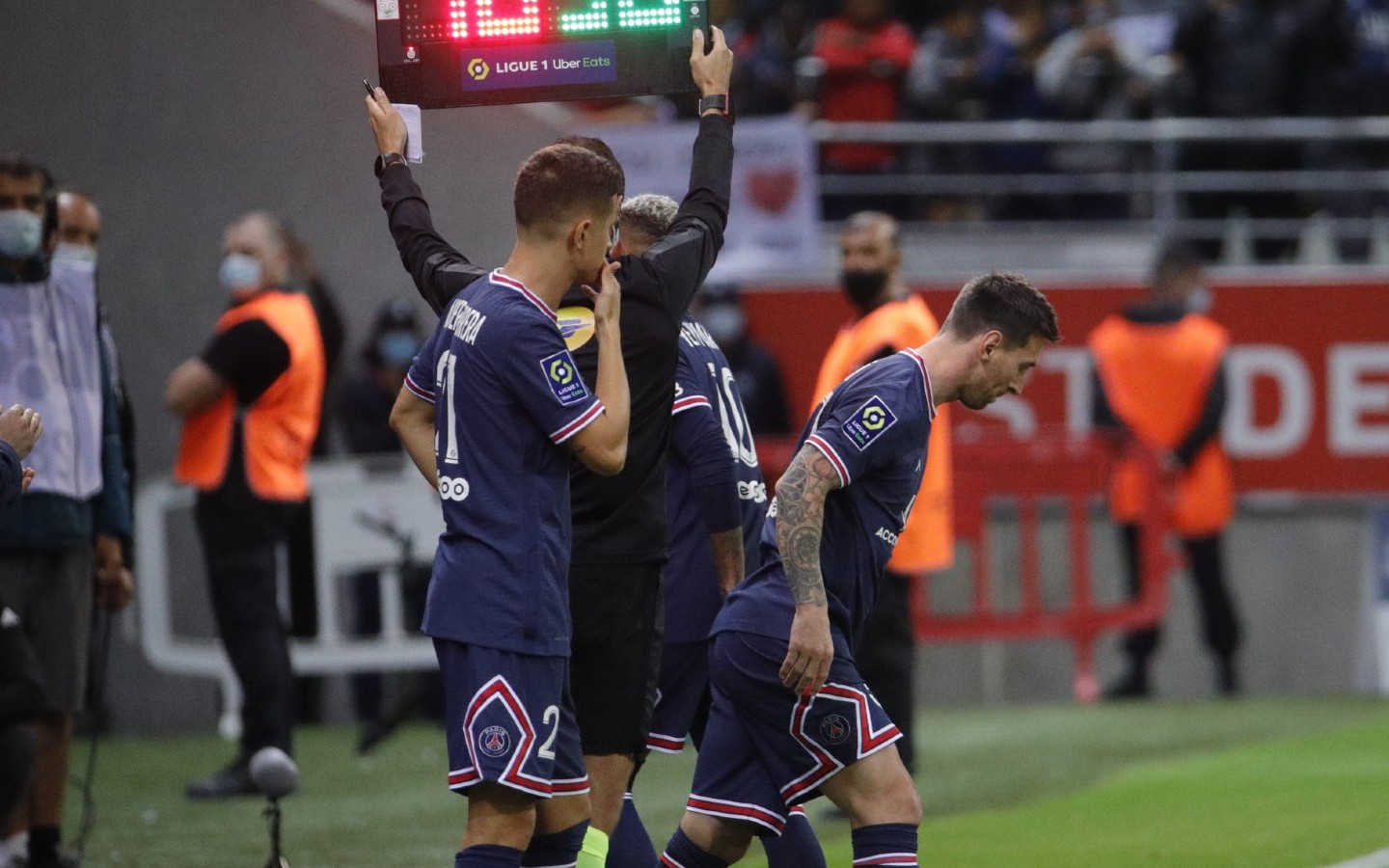 Lionel Messi debuta con el París Saint-Germain enfrentando al Reims - Vimarsana News